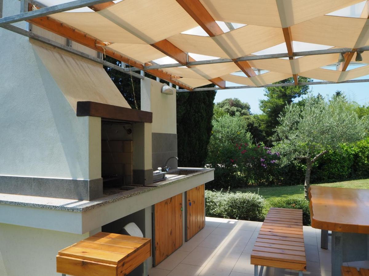 דירות באניולה Casa Bamboo מראה חיצוני תמונה