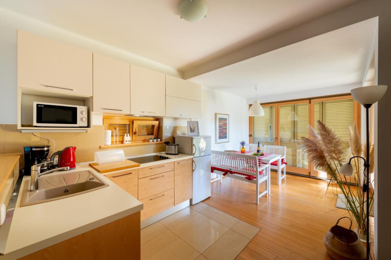 דירות באניולה Casa Bamboo מראה חיצוני תמונה