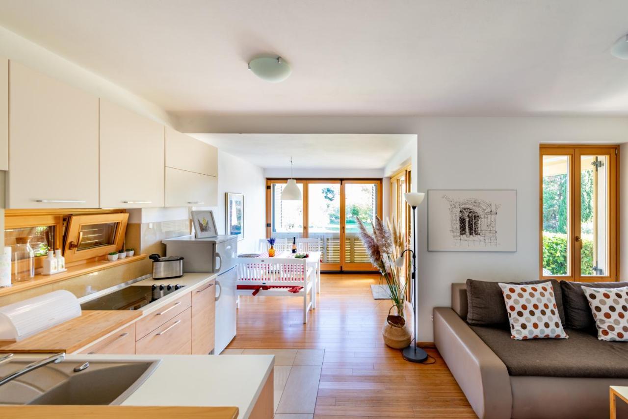 דירות באניולה Casa Bamboo מראה חיצוני תמונה
