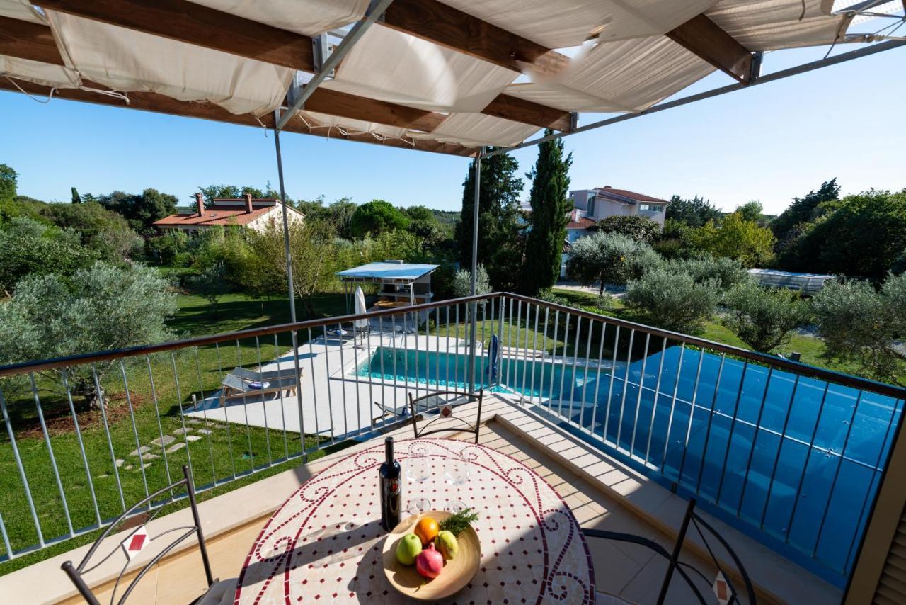 דירות באניולה Casa Bamboo מראה חיצוני תמונה