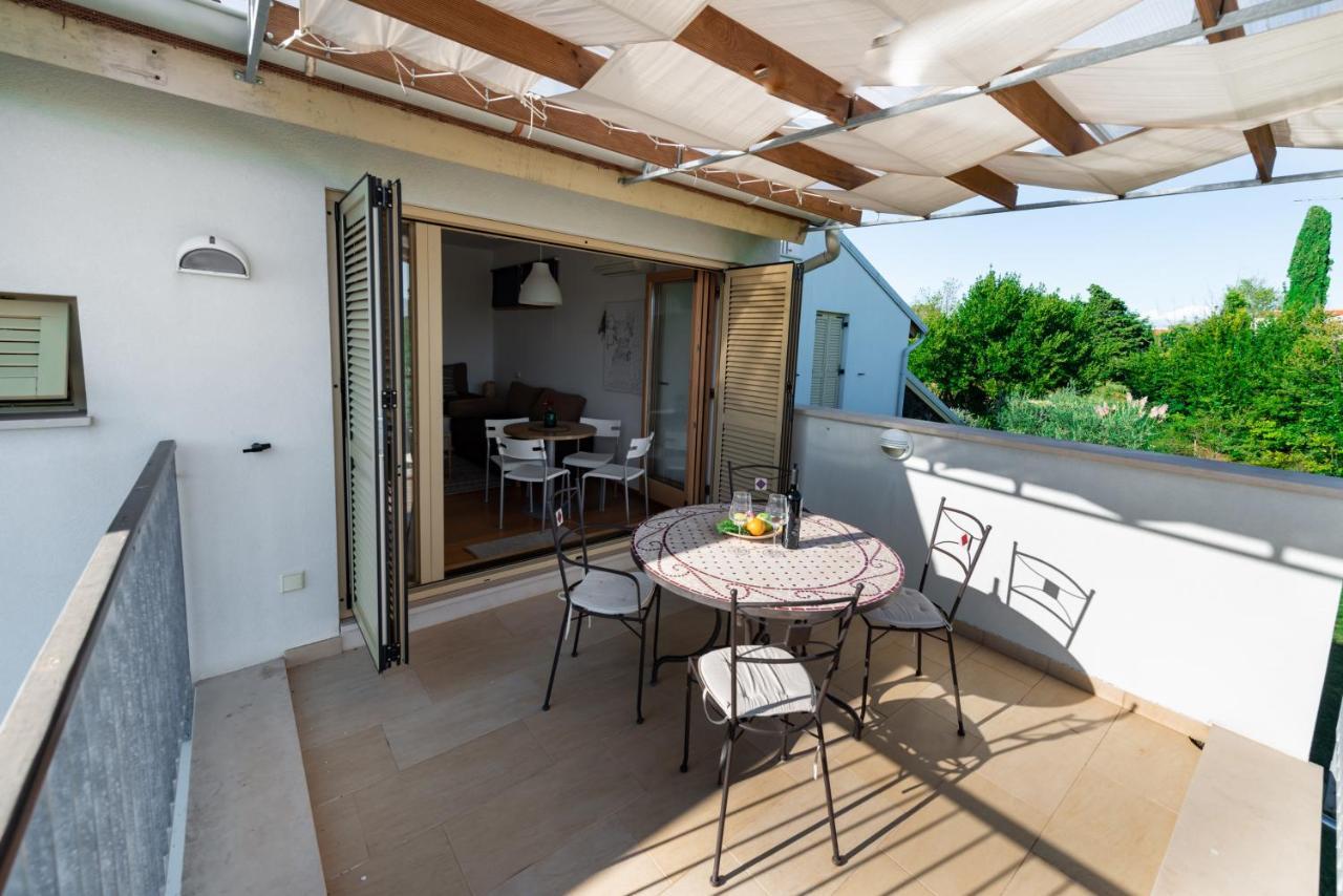 דירות באניולה Casa Bamboo מראה חיצוני תמונה