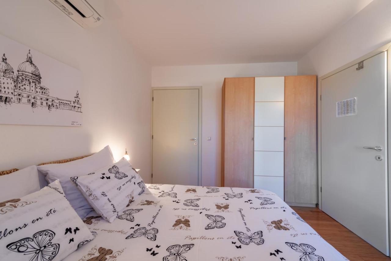 דירות באניולה Casa Bamboo מראה חיצוני תמונה