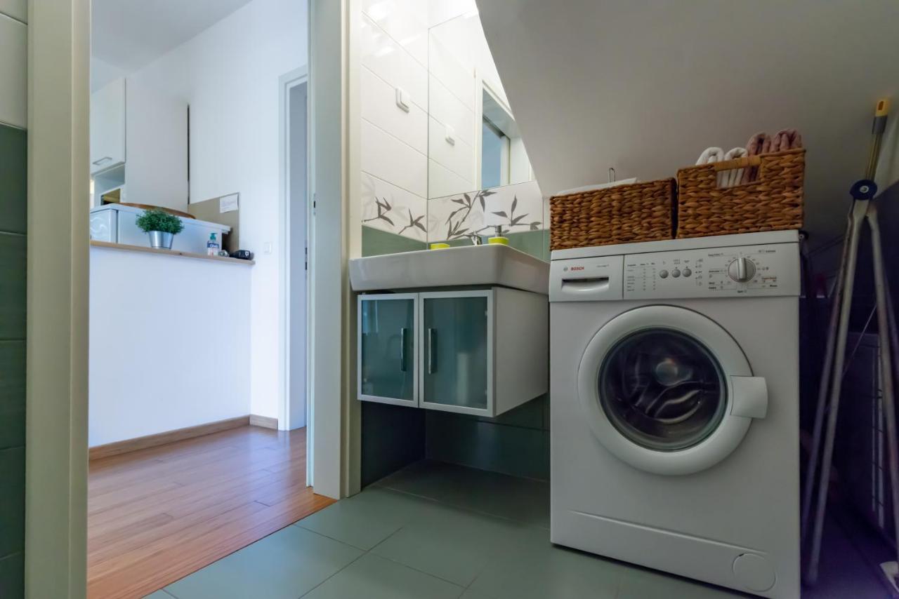 דירות באניולה Casa Bamboo מראה חיצוני תמונה