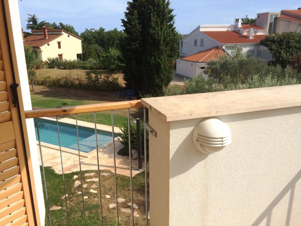 דירות באניולה Casa Bamboo מראה חיצוני תמונה