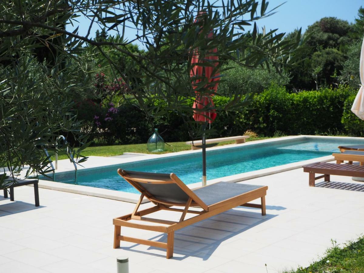 דירות באניולה Casa Bamboo מראה חיצוני תמונה